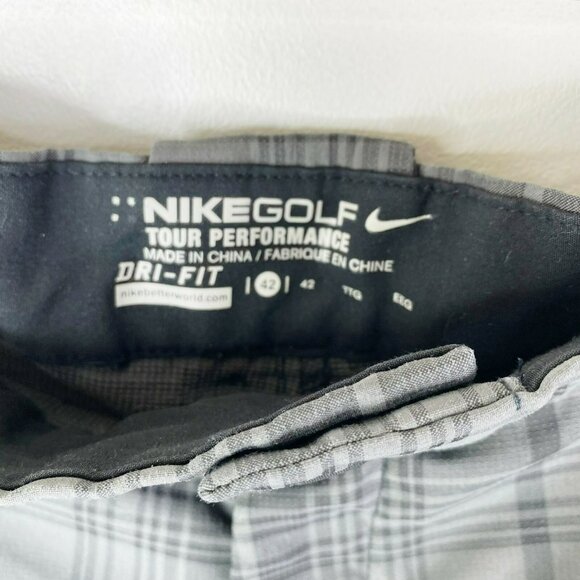 Nike Golf Shorts Mens Size 42 Dri-Fit Tour Performance Gray Plaid 11.5" Inseam - Picture 3 of 3